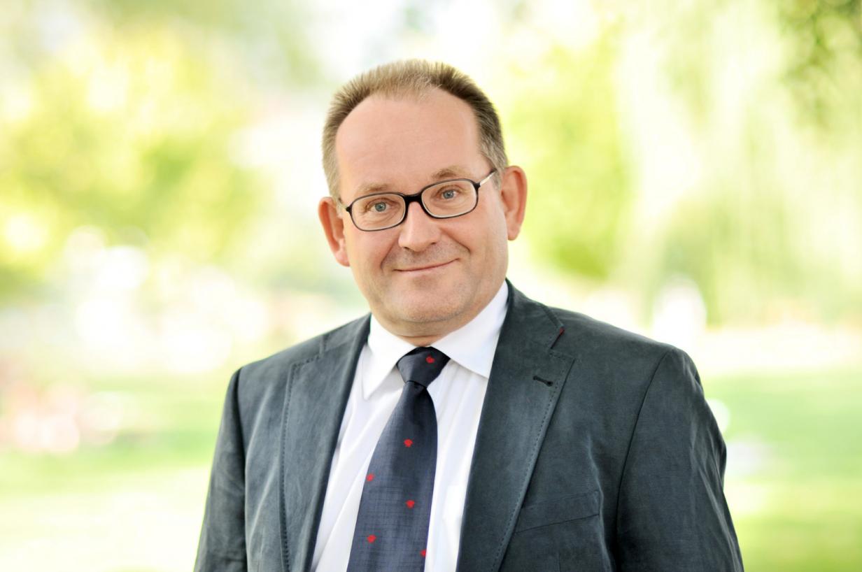 Portrait of Martin Hiller